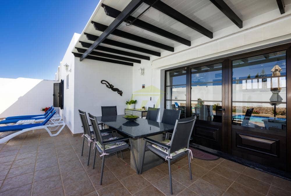 3 chambre Villa/Maison à vendre à Playa Blanca avec piscine - 465 000 € (Ref: 9747552)