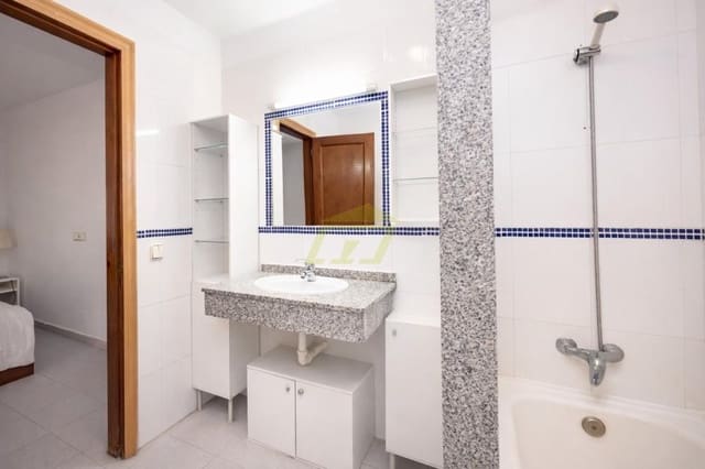 1 sypialnia Apartament na sprzedaż w Puerto del Carmen, Tías z basenem - 225 000 € (Ref: 9751564)