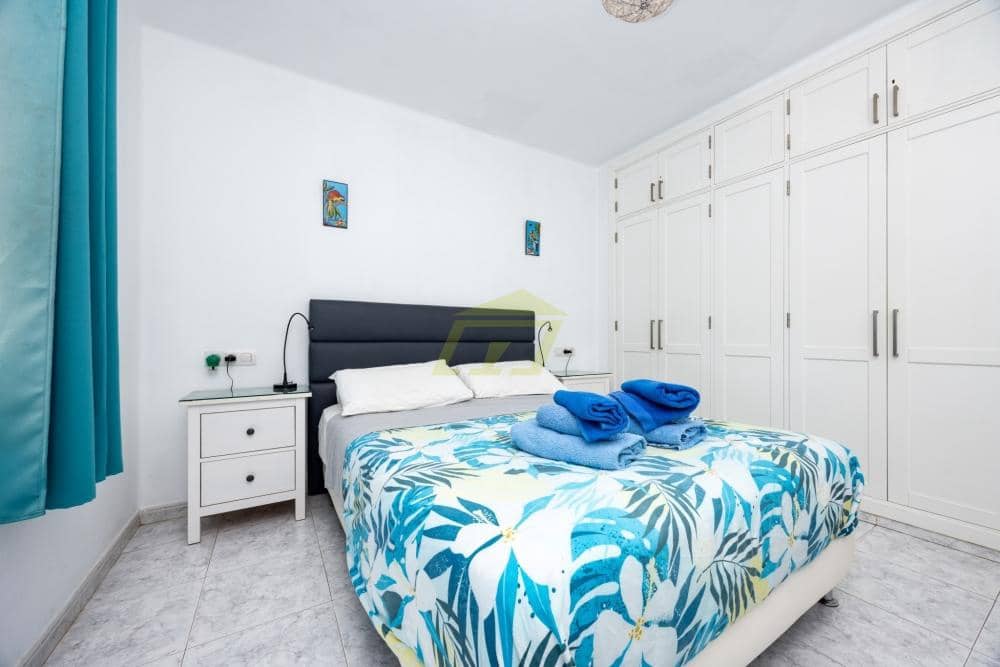 2 soveværelse Lejlighed til salg i Puerto del Carmen med swimmingpool - € 310.000 (Ref: 9758390)