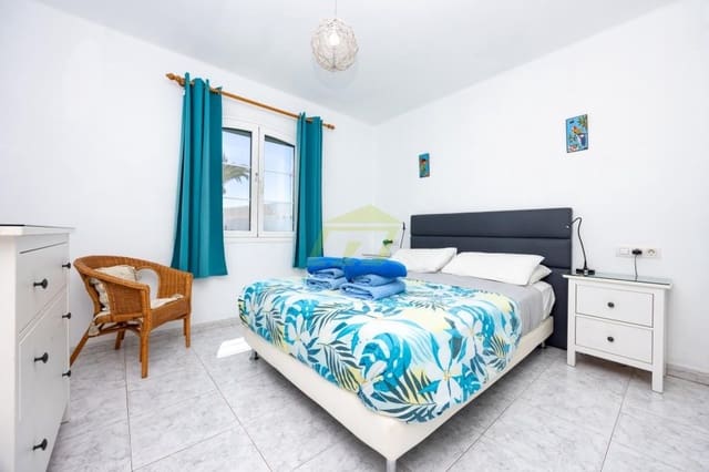 2 soveværelse Lejlighed til salg i Puerto del Carmen, Tías med swimmingpool - € 310.000 (Ref: 9758390)