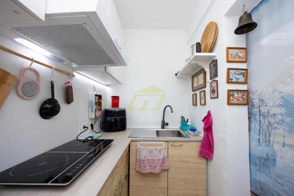 5 soveværelse Villa til salg i Playa Honda med garage - € 475.000 (Ref: 9761649)