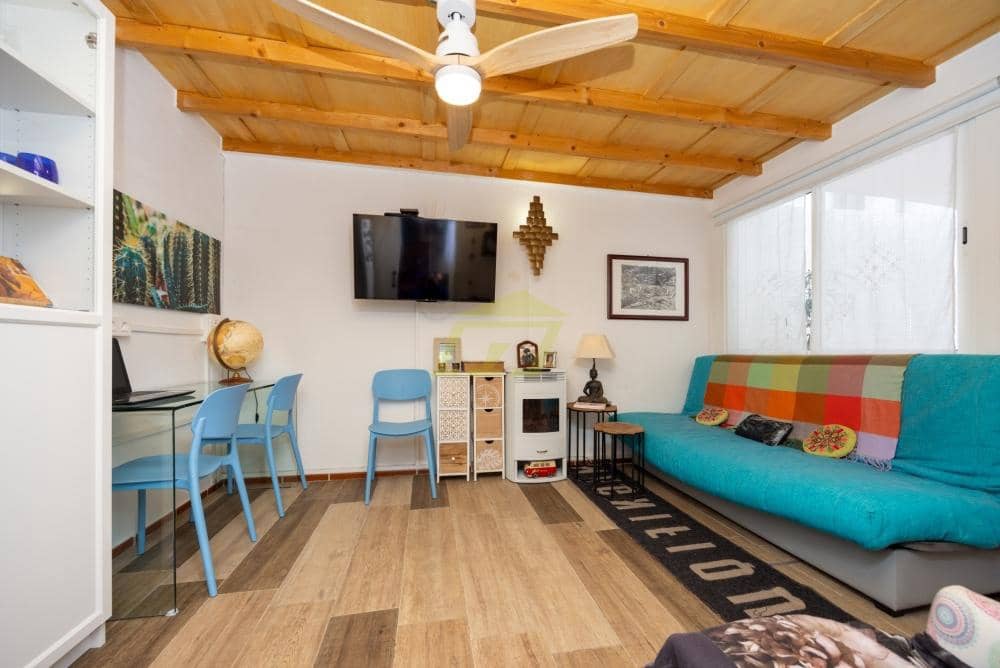 5 soveværelse Villa til salg i Playa Honda med garage - € 475.000 (Ref: 9761649)