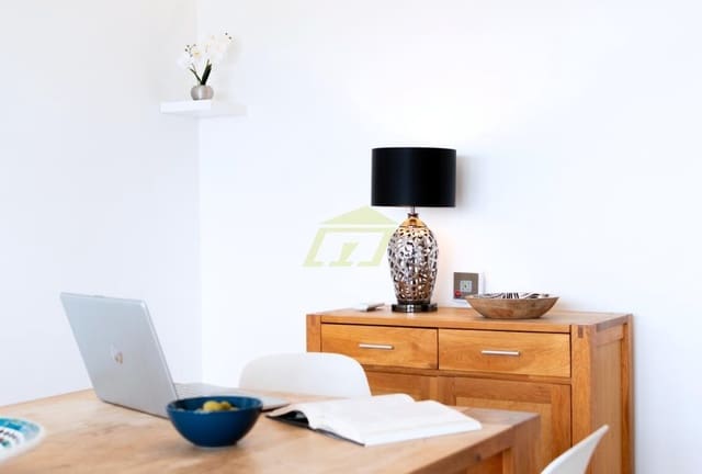 5 soveværelse Villa til salg i Playa Blanca, Yaiza med swimmingpool - € 750.000 (Ref: 9770244)