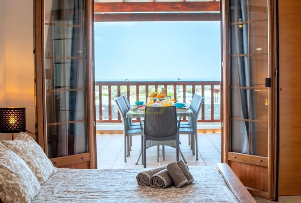 5 soveværelse Villa til salg i Playa Blanca med swimmingpool - € 750.000 (Ref: 9770244)