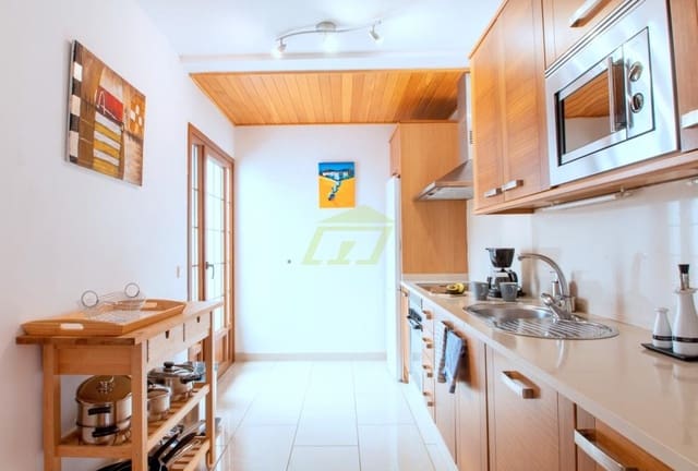 5 soveværelse Villa til salg i Playa Blanca, Yaiza med swimmingpool - € 750.000 (Ref: 9770244)