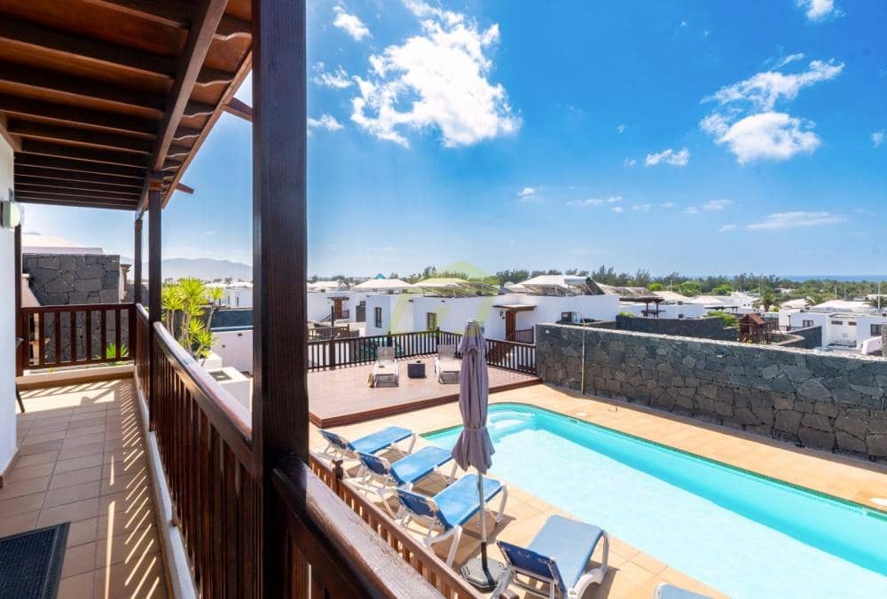 5 soveværelse Villa til salg i Playa Blanca med swimmingpool - € 750.000 (Ref: 9770244)