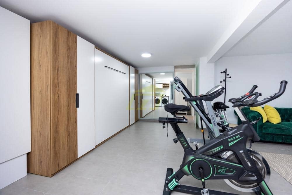 3 makuuhuone Huvila myytävänä paikassa Costa Teguise mukana uima-altaan 
autotalli - 950 000 € (Ref: 9770245)