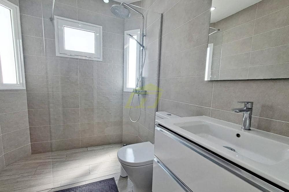 2 soverom Bungalow til salgs i Puerto del Carmen - € 435 000 (Ref: 9770246)