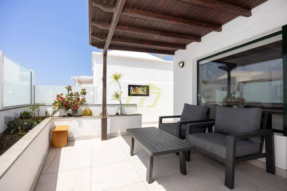 2 chambre Bungalow à vendre à Puerto del Carmen - 429 000 € (Ref: 9770246)