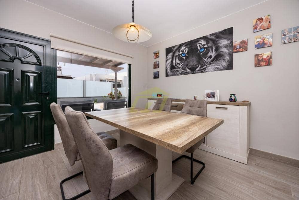2 chambre Bungalow à vendre à Puerto del Carmen - 429 000 € (Ref: 9770246)