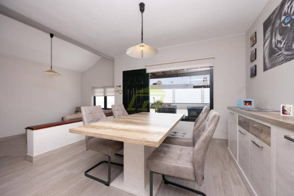2 chambre Bungalow à vendre à Puerto del Carmen - 429 000 € (Ref: 9770246)
