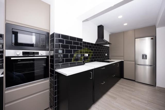 2 soverom Bungalow til salgs i Puerto del Carmen, Tías - € 435 000 (Ref: 9770246)