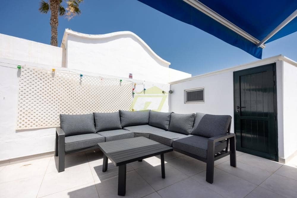 2 chambre Bungalow à vendre à Puerto del Carmen - 429 000 € (Ref: 9770246)