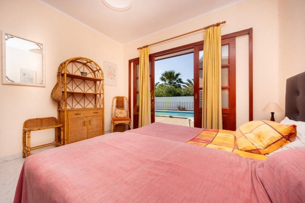 3 bedroom Villa for sale in Tias with pool garage - € 549,500 (Ref: 9772773)