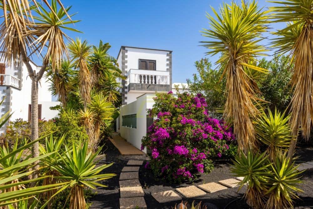 3 bedroom Villa for sale in Tias with pool garage - € 549,500 (Ref: 9772773)