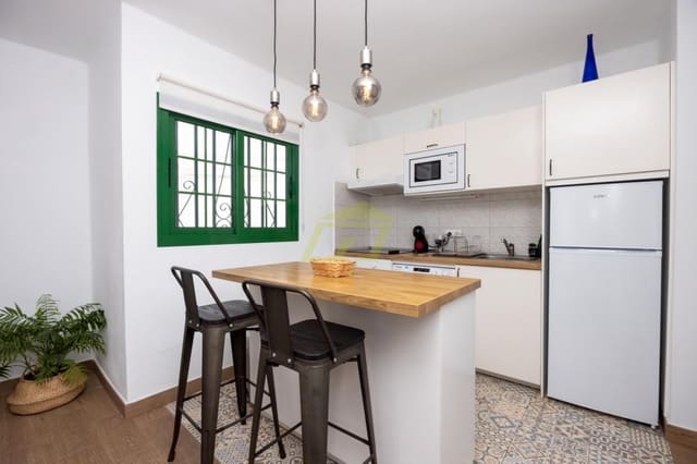 1 sypialnia Apartament na sprzedaż w Puerto del Carmen, Tías z basenem - 239 000 € (Ref: 9772776)