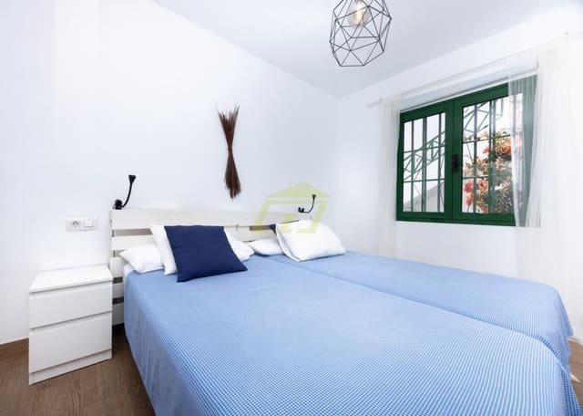 1 sypialnia Apartament na sprzedaż w Puerto del Carmen, Tías z basenem - 239 000 € (Ref: 9772776)