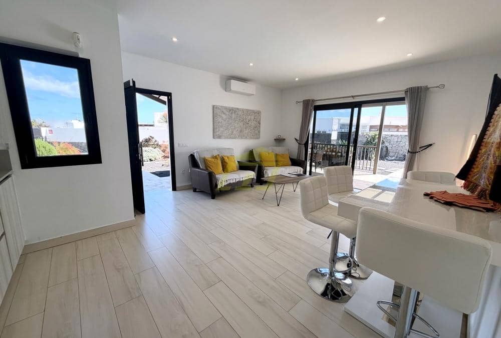 3 chambre Villa/Maison à vendre à Playa Blanca avec piscine garage - 535 000 € (Ref: 9777605)