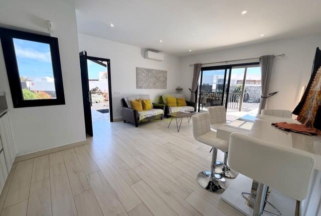 3 chambre Villa/Maison à vendre à Playa Blanca, Yaiza avec piscine garage - 535 000 € (Ref: 9777605)