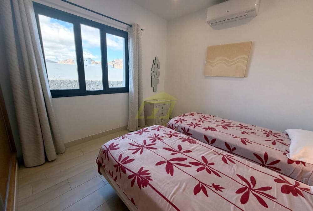 3 chambre Villa/Maison à vendre à Playa Blanca avec piscine garage - 535 000 € (Ref: 9777605)