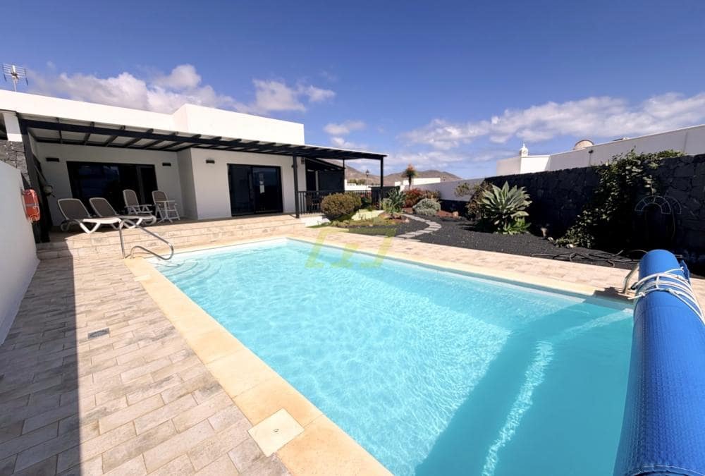 3 chambre Villa/Maison à vendre à Playa Blanca avec piscine garage - 535 000 € (Ref: 9777605)