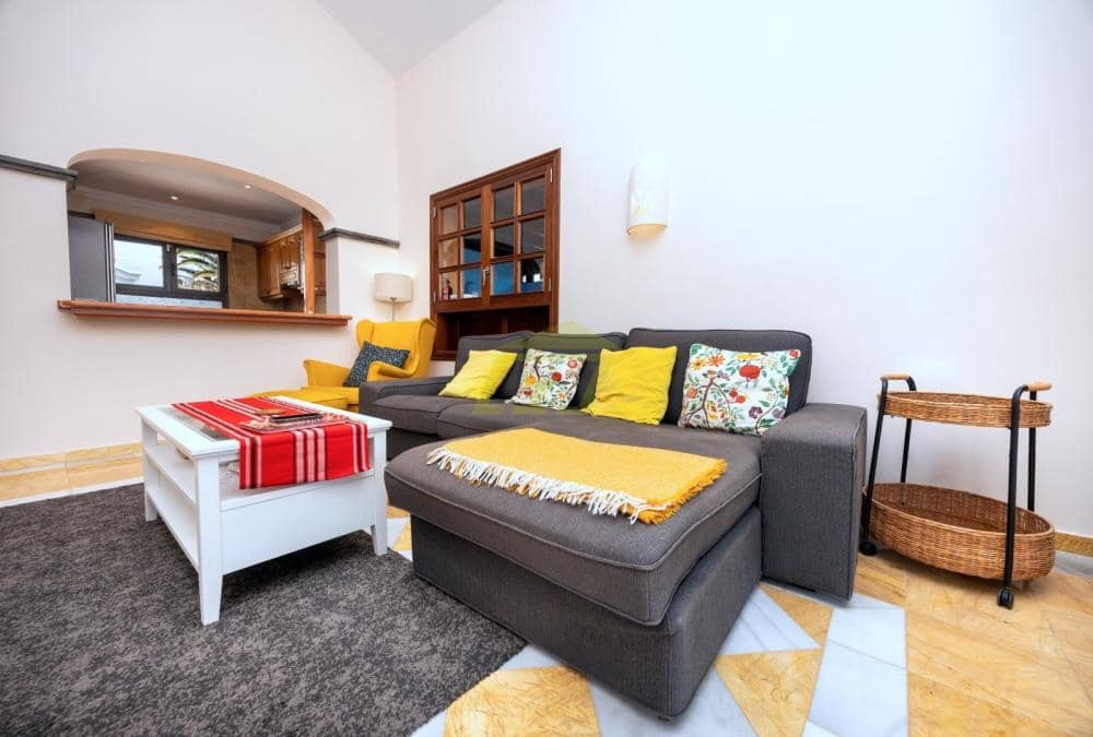 2 sypialnia Willa na sprzedaż w Playa Blanca z basenem garażem - 498 000 € (Ref: 9777606)