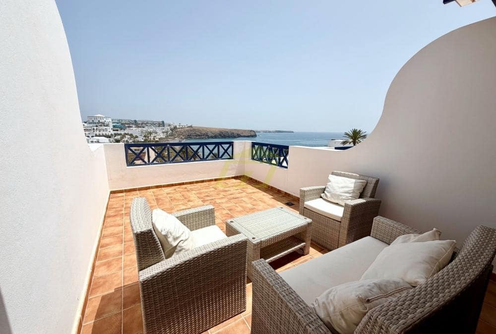 4 sovrum Villa till salu i Playa Blanca med pool - 590 000 € (Ref: 9782942)