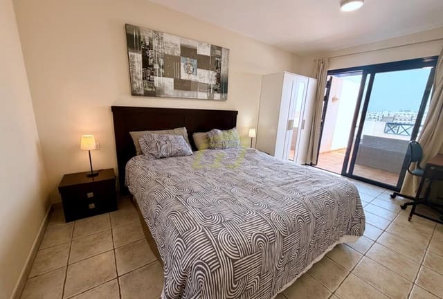 4 sovrum Villa till salu i Playa Blanca, Yaiza med pool - 590 000 € (Ref: 9782942)