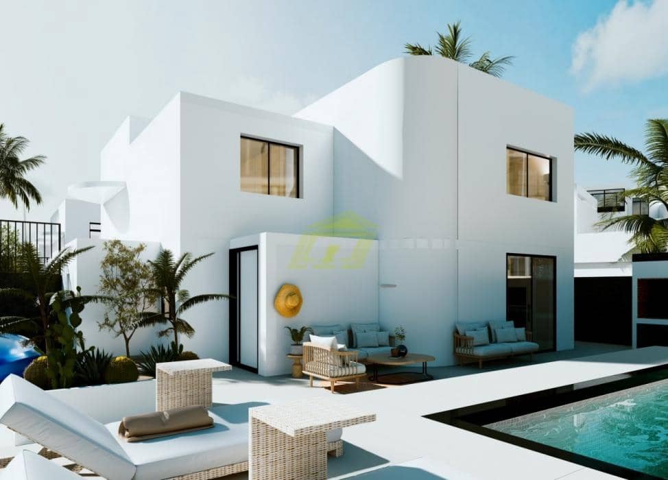 3 Zimmer Villa zu verkaufen in Puerto del Carmen mit Pool Garage - 795.000 € (Ref: 9782943)