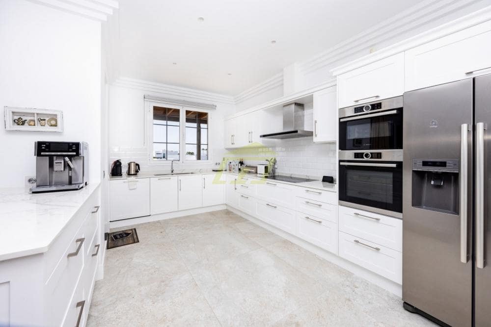 5 soverom Villa til salgs i Puerto Calero med svømmebasseng - € 1 750 000 (Ref: 9782945)