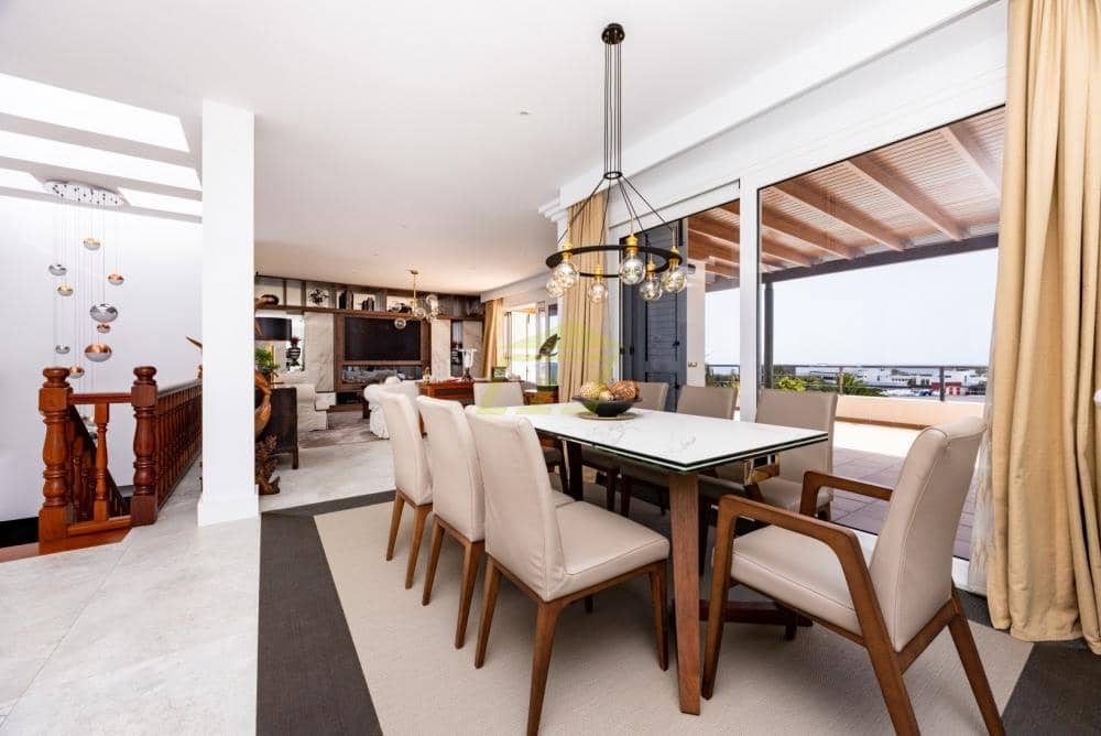 5 soverom Villa til salgs i Puerto Calero med svømmebasseng - € 1 750 000 (Ref: 9782945)