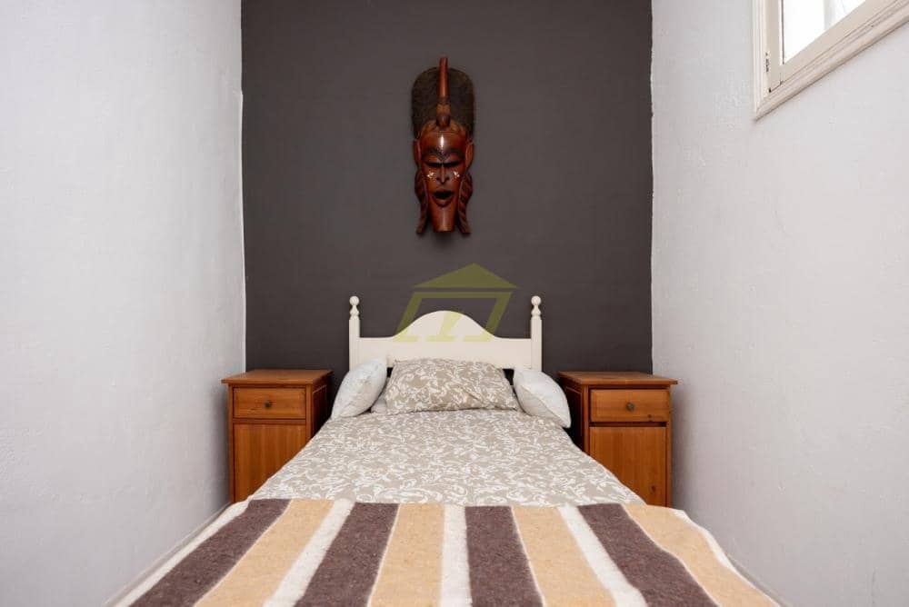 4 slaapkamer Villa te koop in Guime met zwembad garage - € 545.000 (Ref: 9782946)