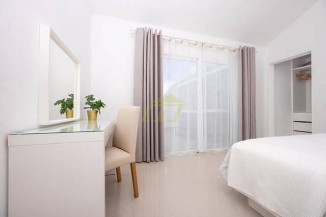 2 slaapkamer Appartement te koop in Puerto del Carmen, Tías - € 495.000 (Ref: 9788118)