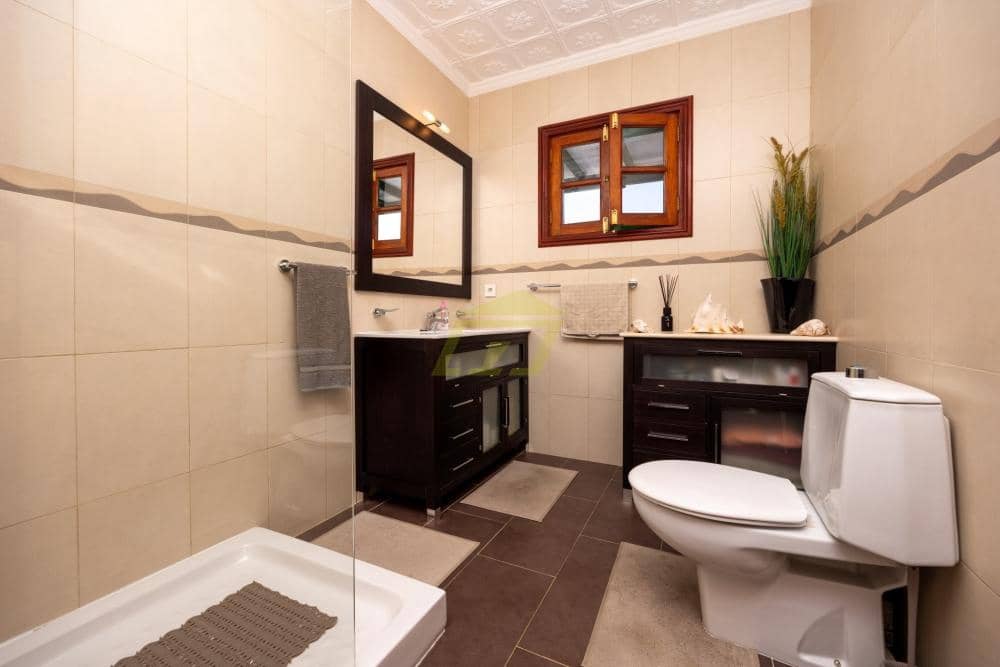 4 makuuhuone Huvila myytävänä paikassa Femes mukana 
autotalli - 765 000 € (Ref: 9790112)