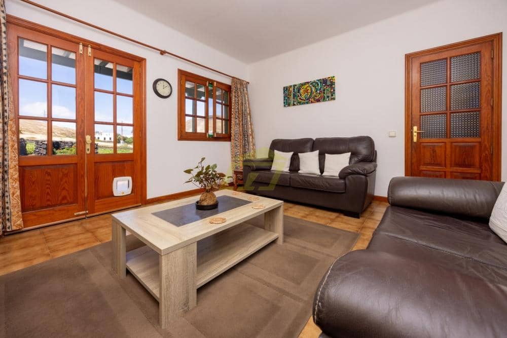 4 makuuhuone Huvila myytävänä paikassa Femes mukana 
autotalli - 765 000 € (Ref: 9790112)