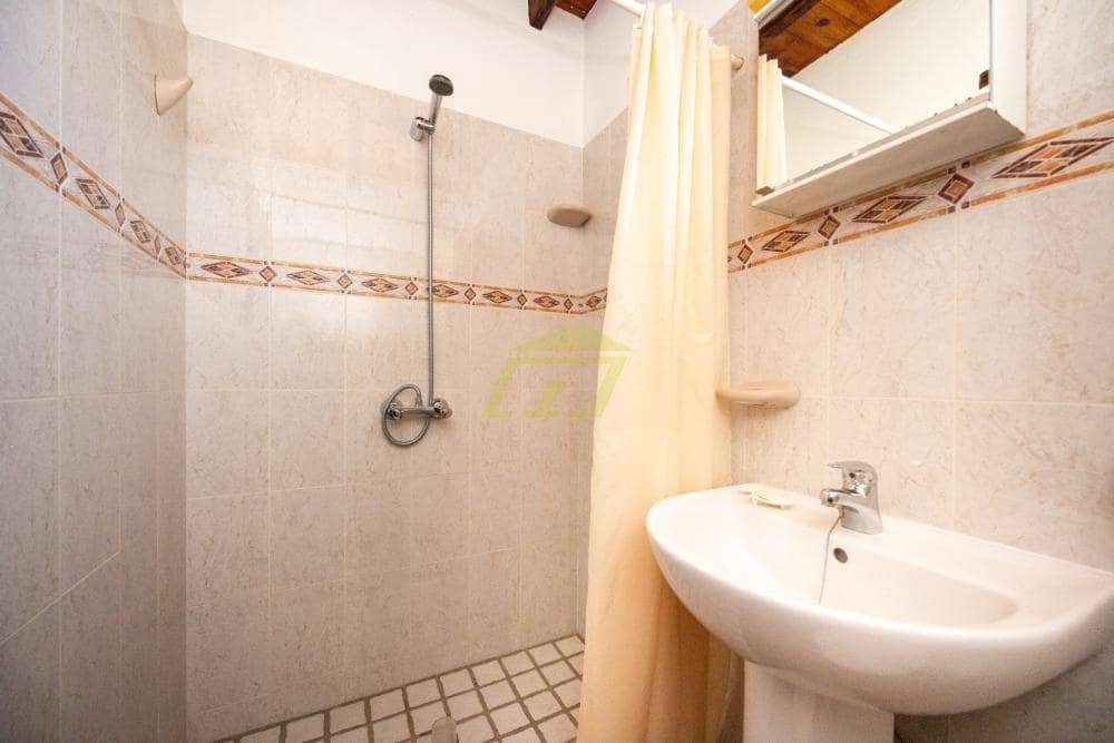 4 makuuhuone Huvila myytävänä paikassa Femes mukana 
autotalli - 765 000 € (Ref: 9790112)