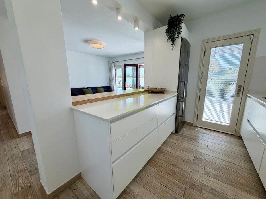 3 chambre Villa/Maison à vendre à Playa Blanca avec piscine - 465 000 € (Ref: 9793966)