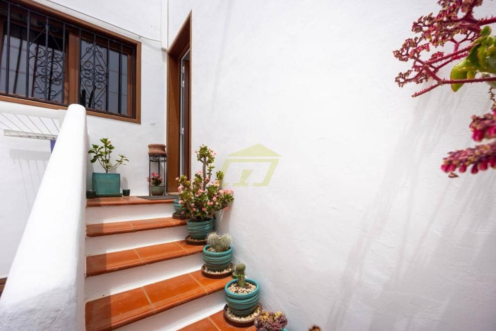 2 camera da letto Appartamento in vendita in Puerto del Carmen con piscina - 325.000 € (Rif: 9796116)