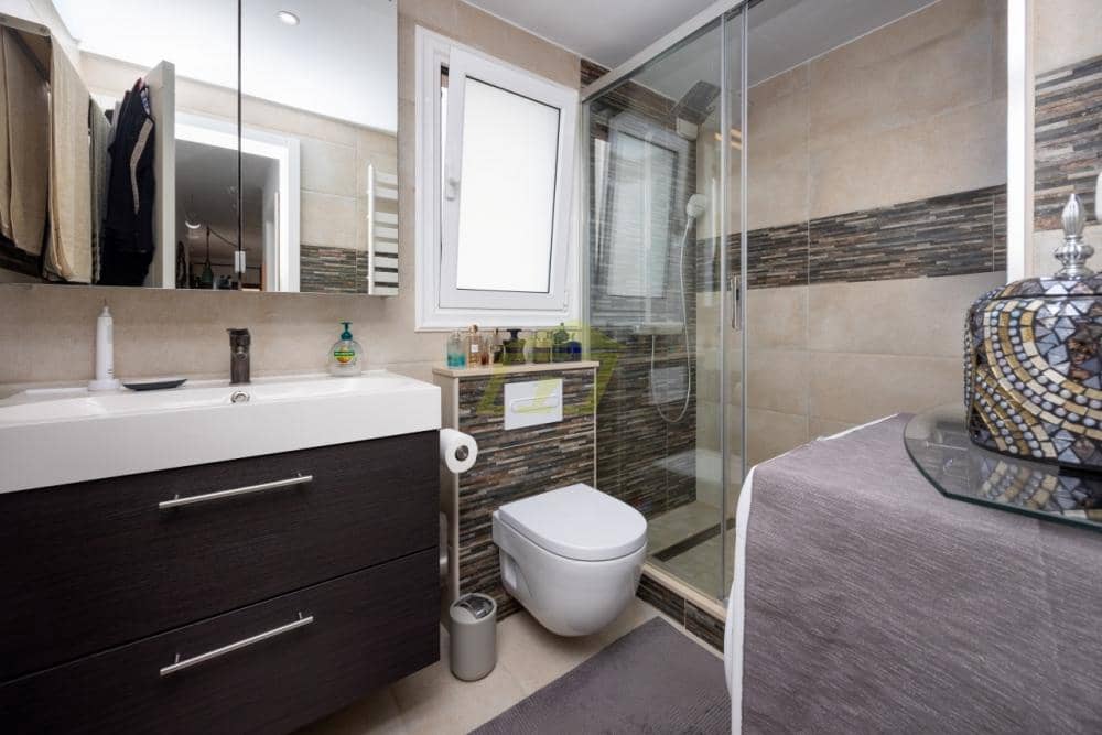 2 camera da letto Appartamento in vendita in Puerto del Carmen con piscina - 325.000 € (Rif: 9796116)