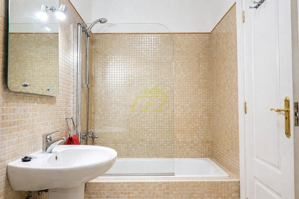 4 bedroom Villa for sale in Puerto Calero with pool - € 825,000 (Ref: 9803873)