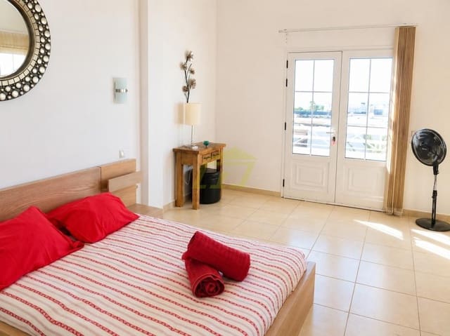 4 camera da letto Villa in vendita in Puerto Calero, Yaiza con piscina - 825.000 € (Rif: 9803873)