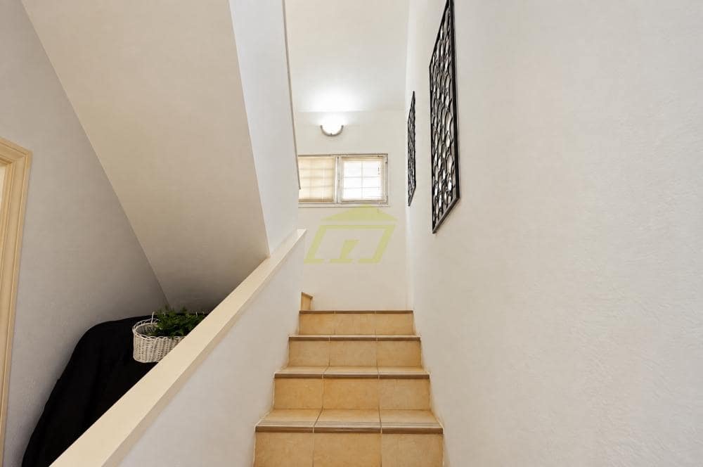 4 sypialnia Willa na sprzedaż w Puerto Calero z basenem - 825 000 € (Ref: 9803873)
