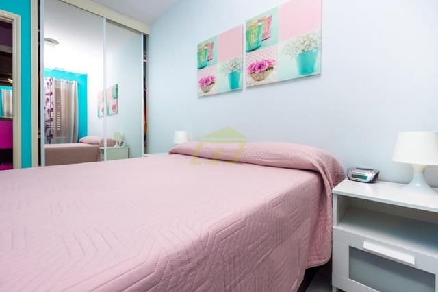 1 bedroom Apartment for sale in Puerto del Carmen, Tías - € 195,000 (Ref: 9805963)