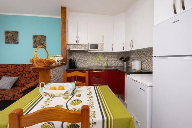 1 bedroom Apartment for sale in Puerto del Carmen, Tías - € 195,000 (Ref: 9805963)