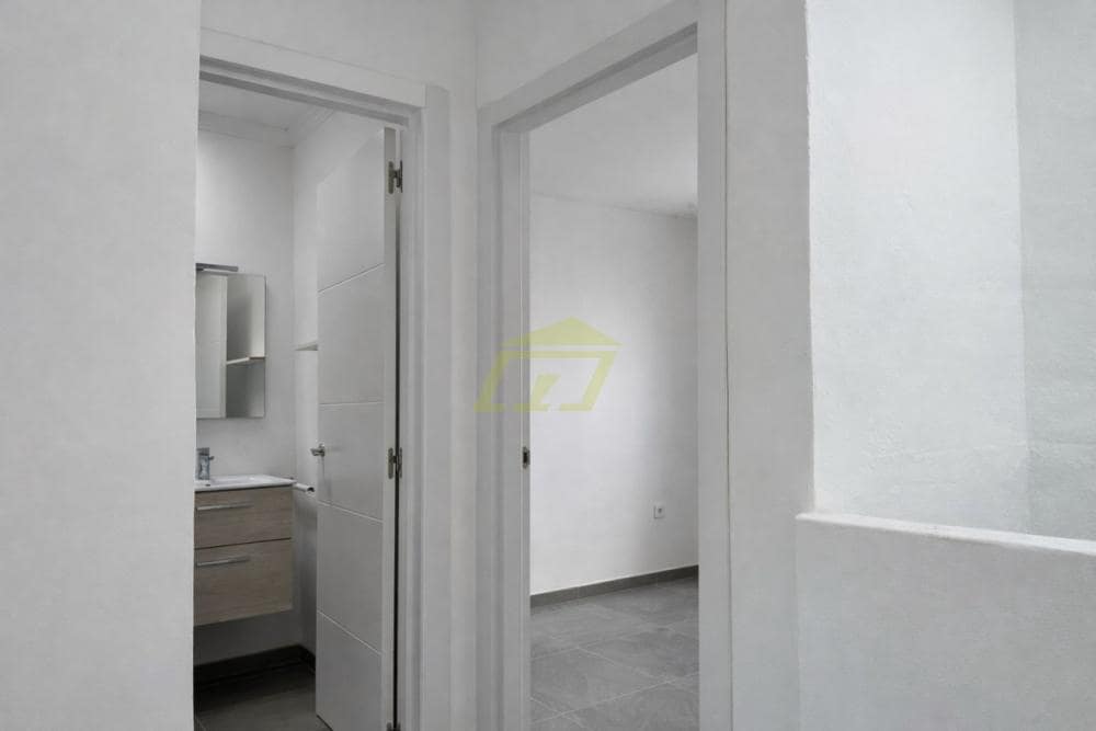 Chalet de 3 habitaciones en Puerto del Carmen en venta con garaje - 399.000 € (Ref: 9807559)