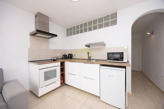 1 makuuhuone Huoneisto myytävänä paikassa Puerto del Carmen, Tías - 205 000 € (Ref: 9807560)