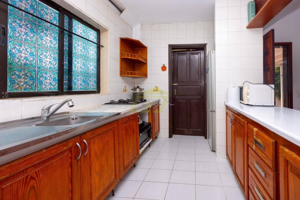 2 bedroom Bungalow for sale in Puerto del Carmen - € 349,000 (Ref: 9811129)
