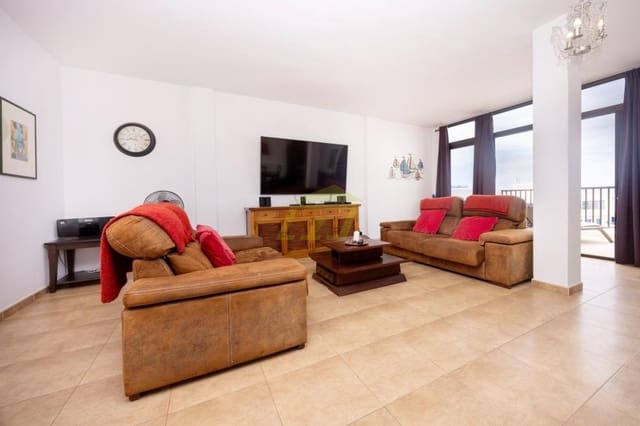 2 soveværelse Lejlighed til salg i Arrecife - € 369.000 (Ref: 9811130)