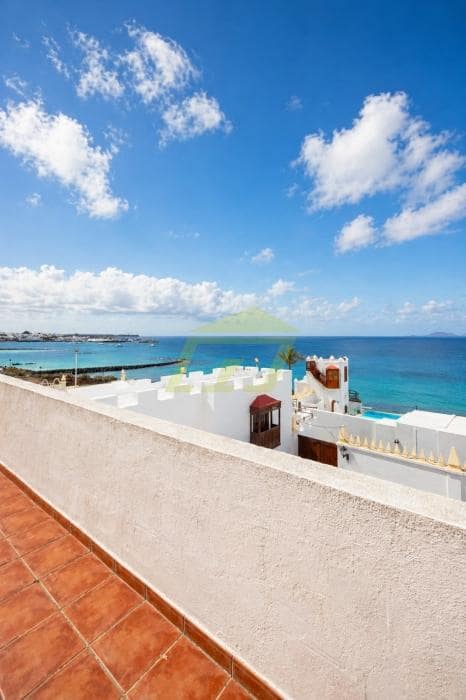 4 Zimmer Apartment zu verkaufen in Playa Blanca - 265.000 € (Ref: 9811131)