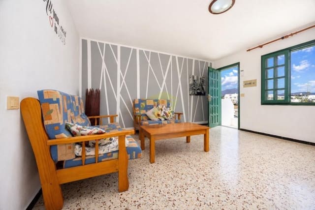 4 Zimmer Apartment zu verkaufen in Playa Blanca, Yaiza - 265.000 € (Ref: 9811131)